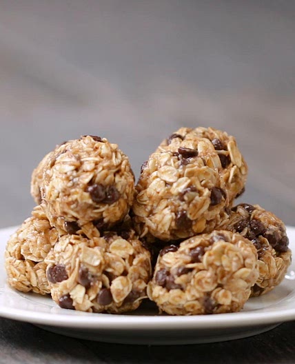Banana Chocolate Chip Energy Bites Recipe by Tasty