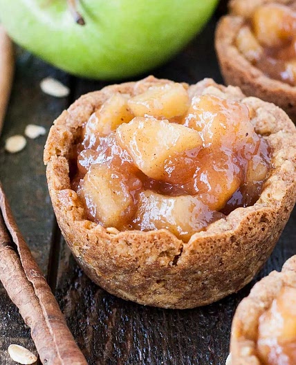 Apple Crisp Cookie Cups