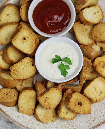 Air Fryer Bagel Chips