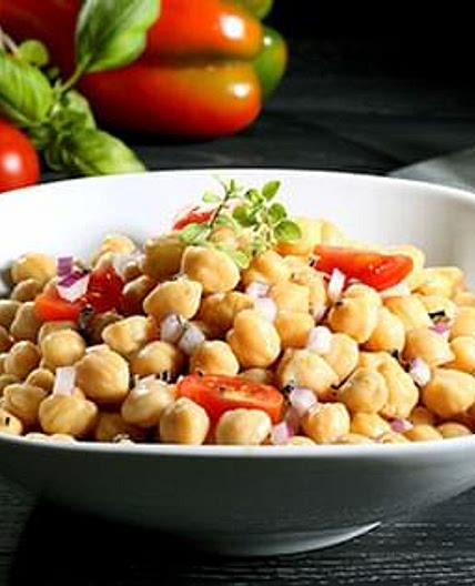 Moroccan-Style Chickpea and Tomato Salad