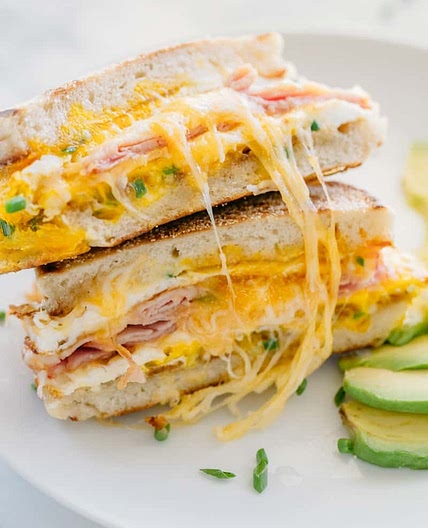 Breakfast Sandwich - A One Pan Breakfast (Video Recipe)