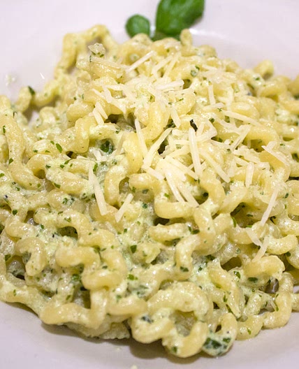 Creamy Pesto Pasta Recipe