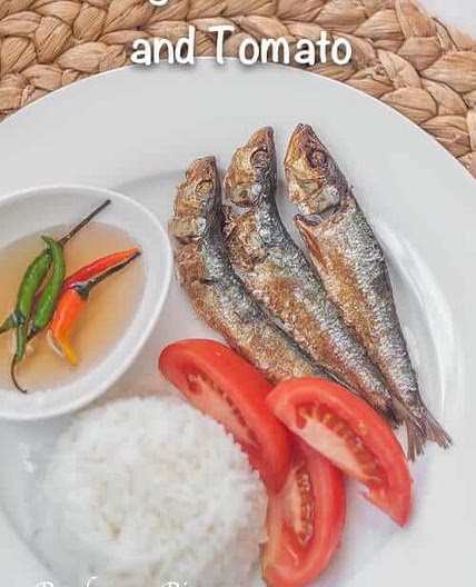 Tuyo with Rice and Tomato