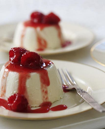 Vanilla panna cotta