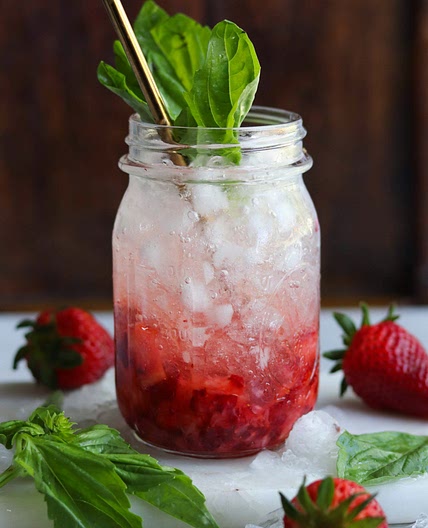 Strawberry Basil Mocktail (Non-Alcoholic, Whole30)