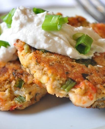 Crawfish Cakes with Horseradish Sauce