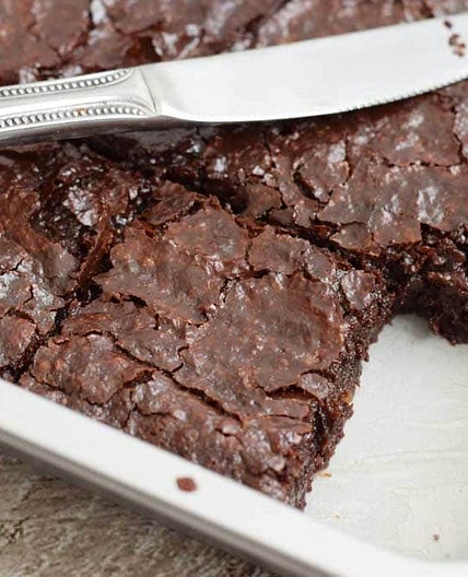 Fudgy low FODMAP vegan brownies