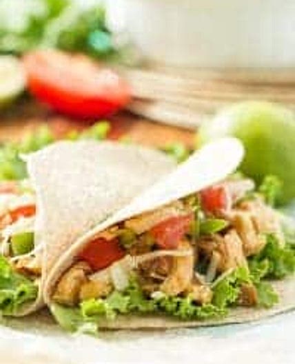 Slow Cooker Honey Sriracha Chicken Tacos