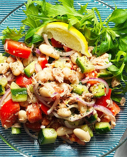 White bean, tuna and lemon salad
