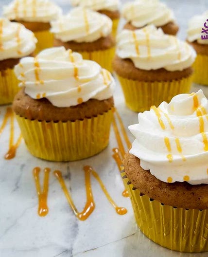Apple-Stuffed Spice Cupcakes