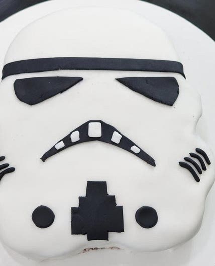 Star Wars Cake Stormtrooper