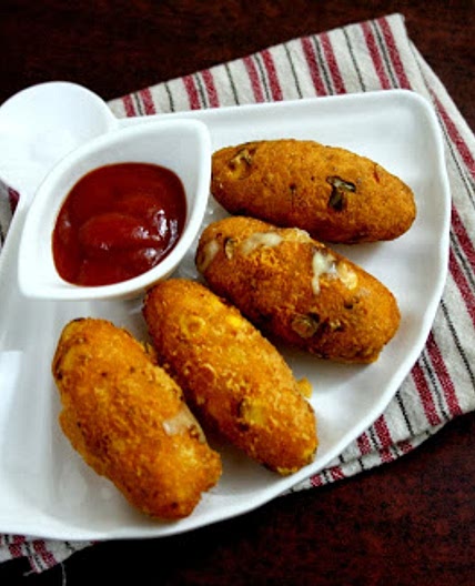 Corn Cheese Croquettes | Cheese stuffed Corn Croquette