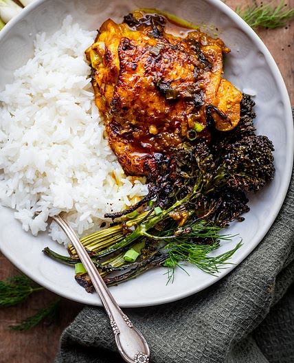 Pan-Seared Vietnamese Turmeric Chicken (Ga Nghe)