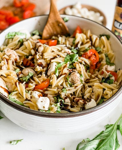 Caprese Chicken Pasta Salad