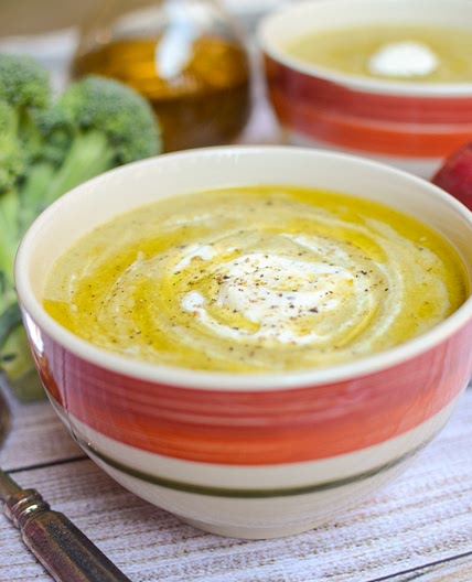 Easy Broccoli Apple Soup