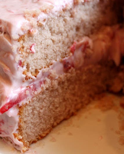 The Best Homemade Strawberry Cake