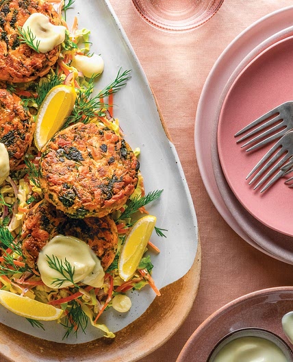 Save Time and Make These Savory Lemony Salmon & Spinach Cakes Today