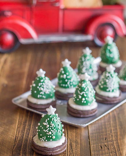 Chocolate Covered Strawberry Christmas Trees