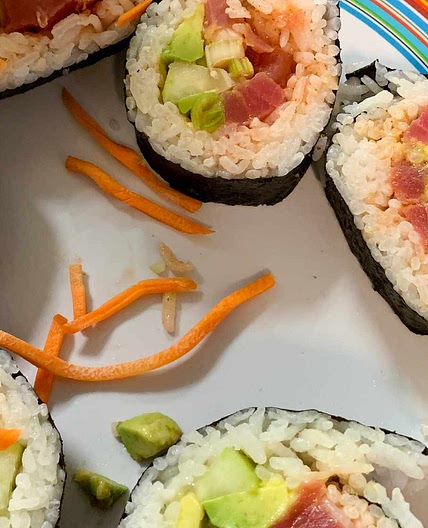 Spicy Tuna Sushi Roll