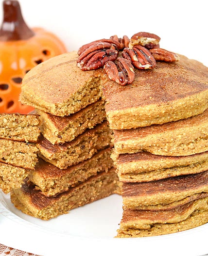 Buttermilk Pumpkin Pie Pancakes