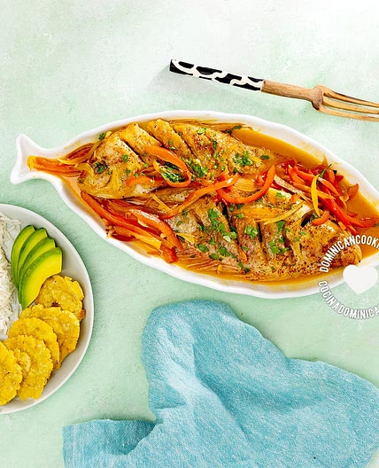 Pescado con Coco [Video+Recipe] Fish in Coconut Milk Sauce