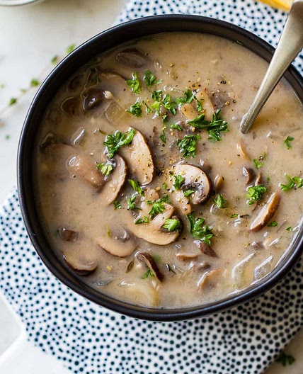 VEGAN MUSHROOM SOUP