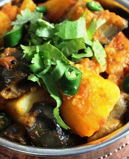 Instant Pot Aubergine, Tomato and Potato Curry - Lunchbox Doctor