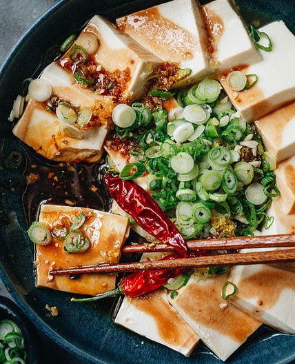 Easy Steamed Tofu (蒸豆腐)