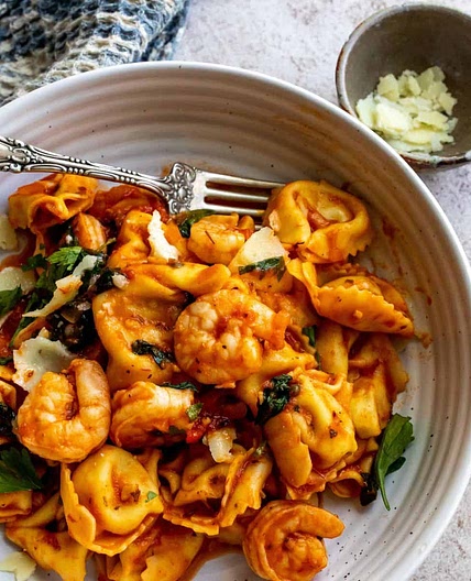 Shrimp Tortellini (Fra Diavolo)
