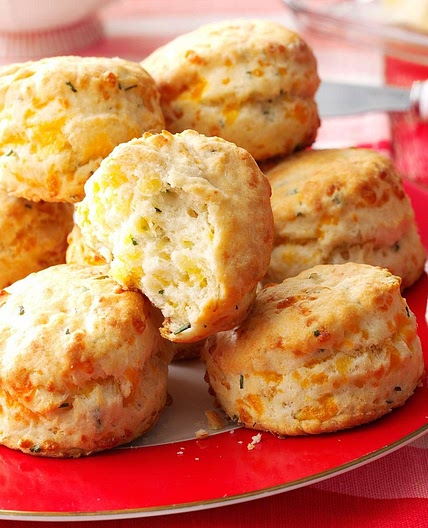 Flaky Cheddar-Chive Biscuits