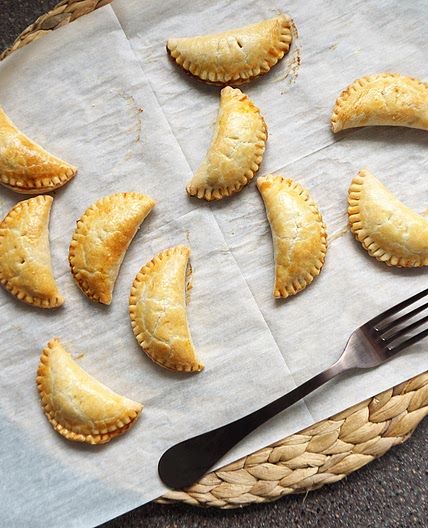 Harry Potter-inspired pumpkin pasties (two ways!)