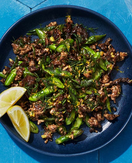 10-Minute Lamb and Asparagus Stir-Fry