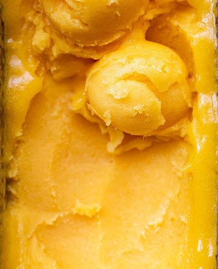 Mango Sorbet (churn and no churn methods)