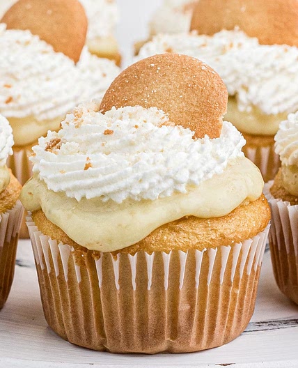 Creamy Banana Pudding Cupcakes