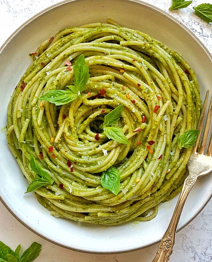 One-Pot Creamy Spinach Pasta