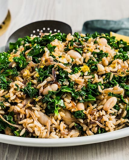 Caramelised onion & kale rice