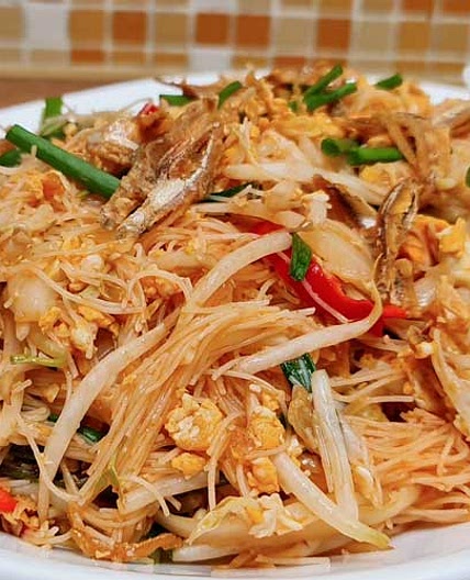 Anchovy Fried Mee Hoon