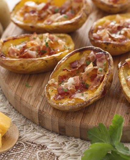 Barchette di patate con cheddar e pancetta