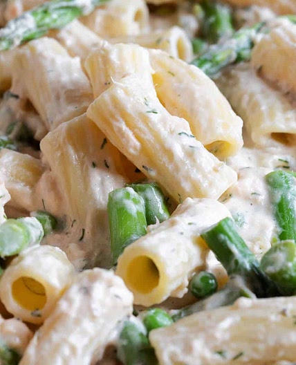 Hot Smoked Salmon Pasta