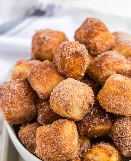 Easy Cinnamon Sugar Pretzel Bites
