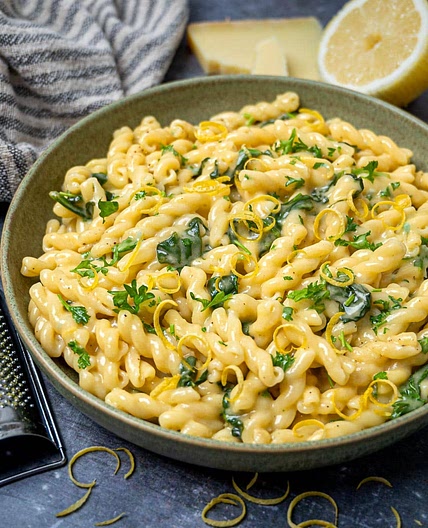 Creamy Lemon Gruyere Pasta