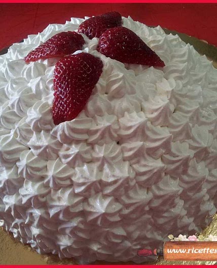 Zuccotto alle fragole