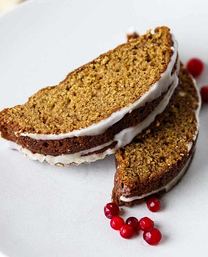 Swedish Spice Cake (Mjuk Pepparkaka)