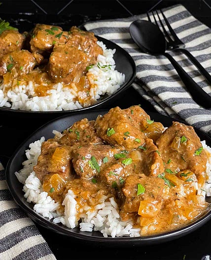 Slow Cooker Beef Tips and Gravy Recipe