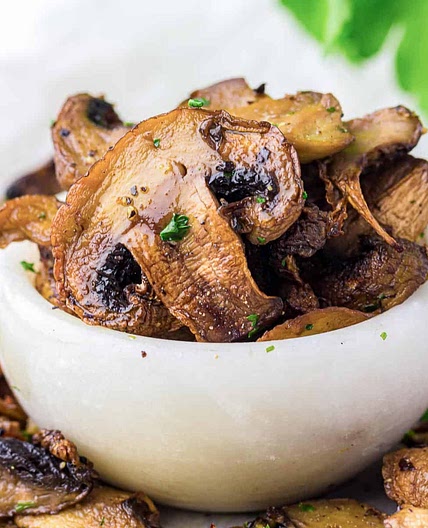 Air Fryer Garlic Mushrooms
