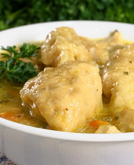 Instant Pot Chicken and Dumplings