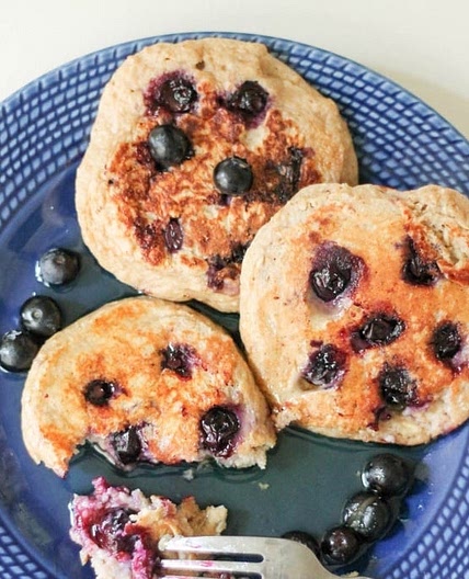 Oatmeal Blueberry Yogurt Pancakes (gluten free, high protein!)