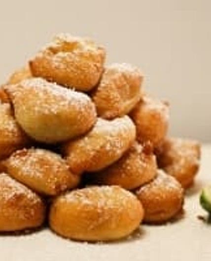 Beignets de Bananes (Banana fritters)