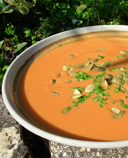 Easy Creamy Pumpkin Soup