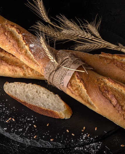 Baguette and French Bread with 100% Freshly Milled Wheat